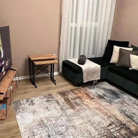 Trio Escape Apartman *